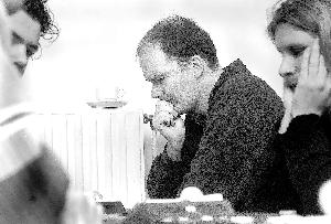 CTD-dammer Rene Vos (midden) in opperste concentratie. archieffoto Hans Broekhuizen/De Gelderlander